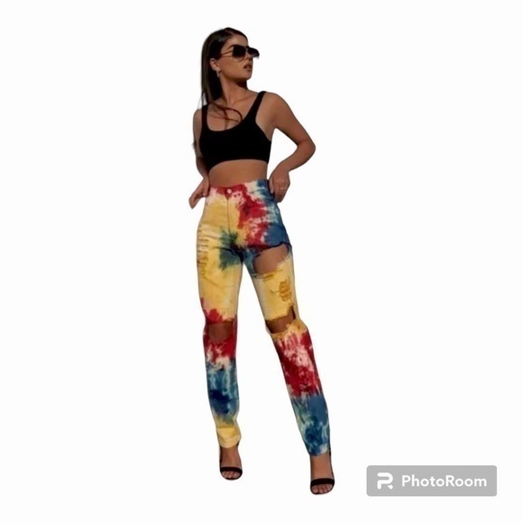 NWT 🌈 VIBRANT MIU BRAND🌈 TIE DYE JEANS SZ: 25 - Picture 1 of 9